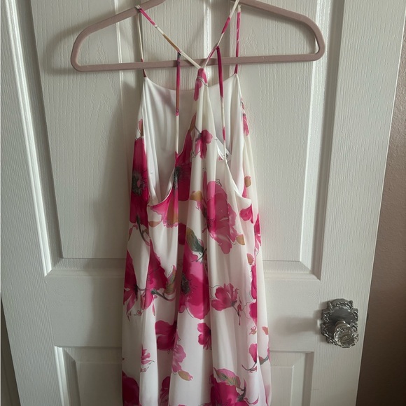 Floral mini - Picture 3 of 3